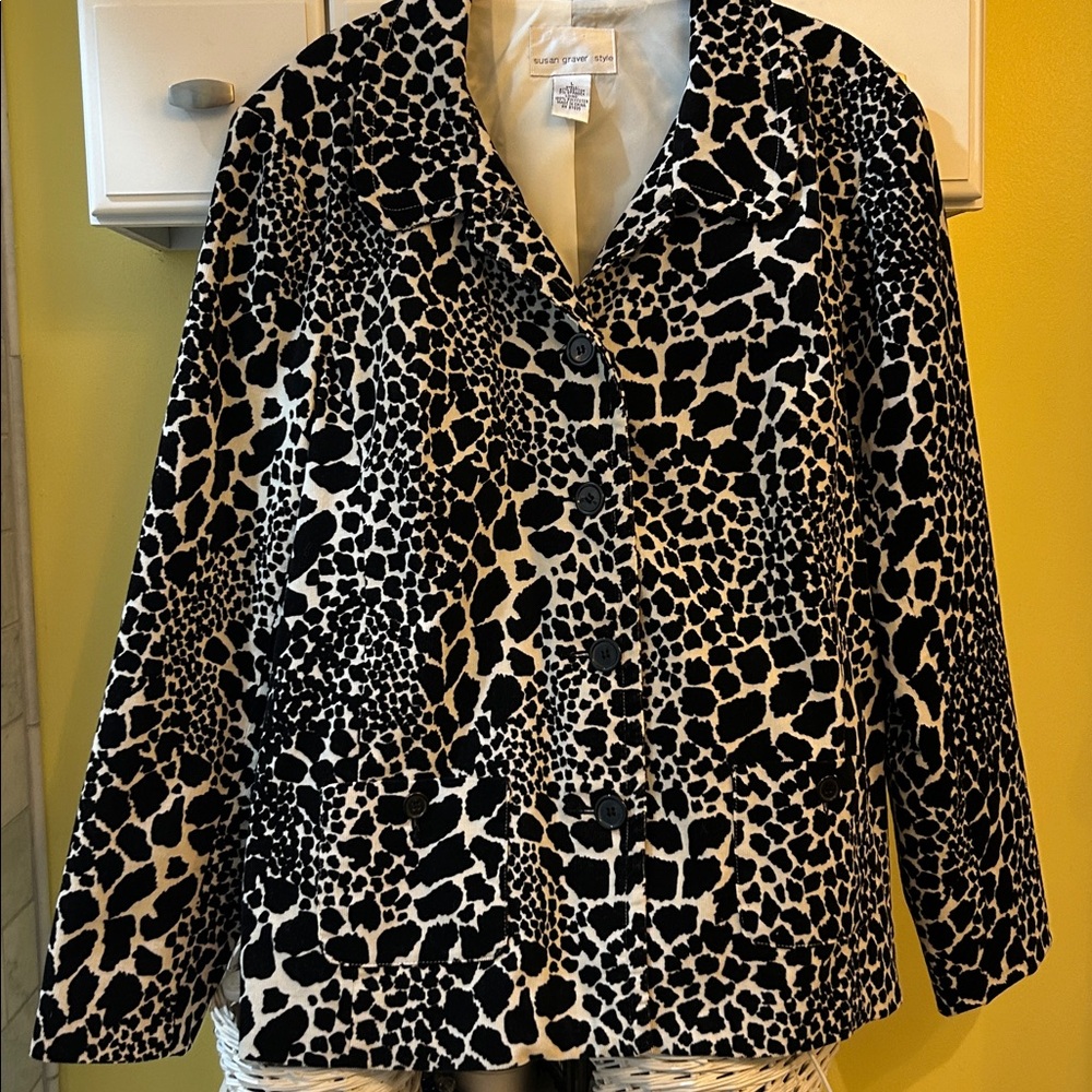 Susan Graver L Black & White Animal Print Corduroy Mid Thigh Blazer; Lined; NWOT